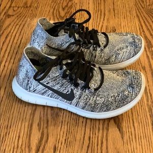 Nike Free RN Flyknit sneakers